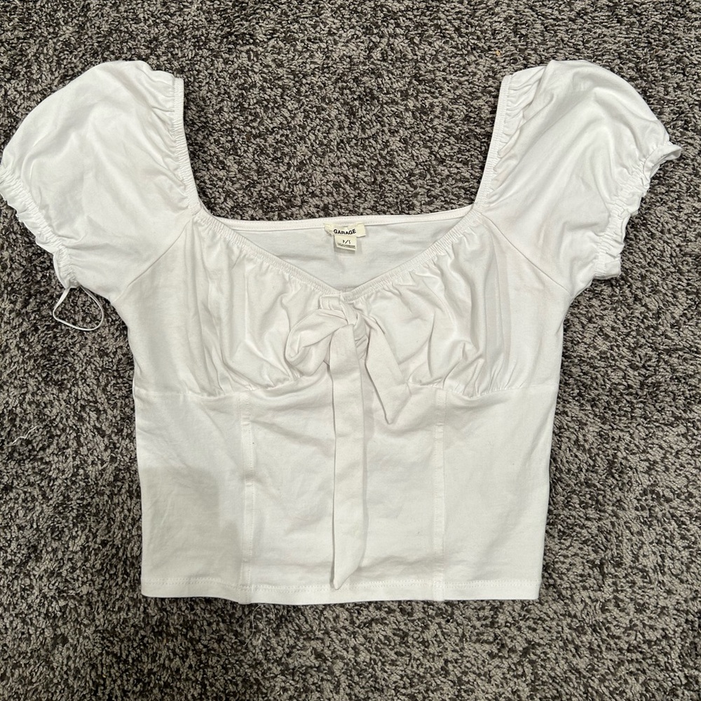 garage white top